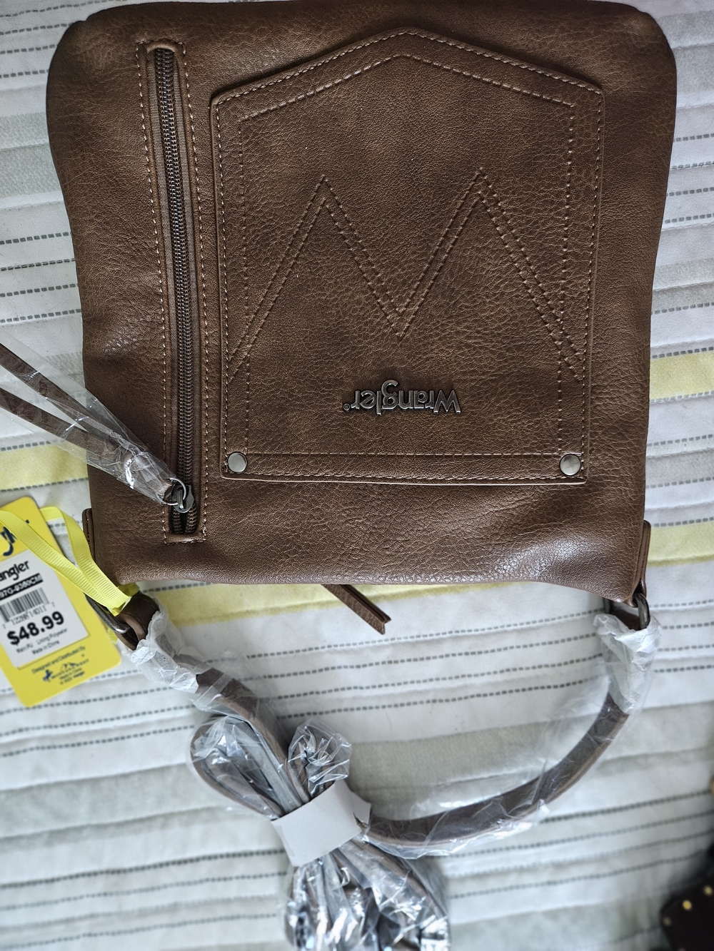 Wrangler Brown Crossbody Bag with Braided Accent - Picture 2 of 8